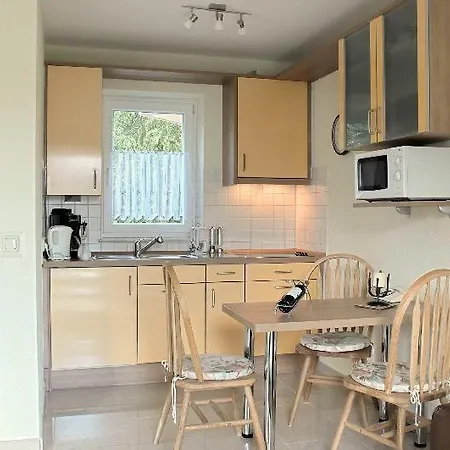 Modernes-5-ferienhaus-im-maisonettenstil-in-damp Feriehus