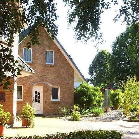 Feriehus Modernes-5-ferienhaus-im-maisonettenstil-in-damp *