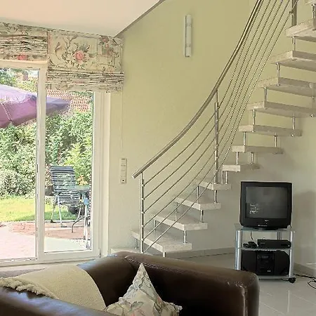 Modernes-5-ferienhaus-im-maisonettenstil-in-damp Feriehus *