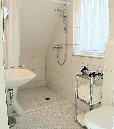 Modernes-5-ferienhaus-im-maisonettenstil-in-damp Feriehus Damp